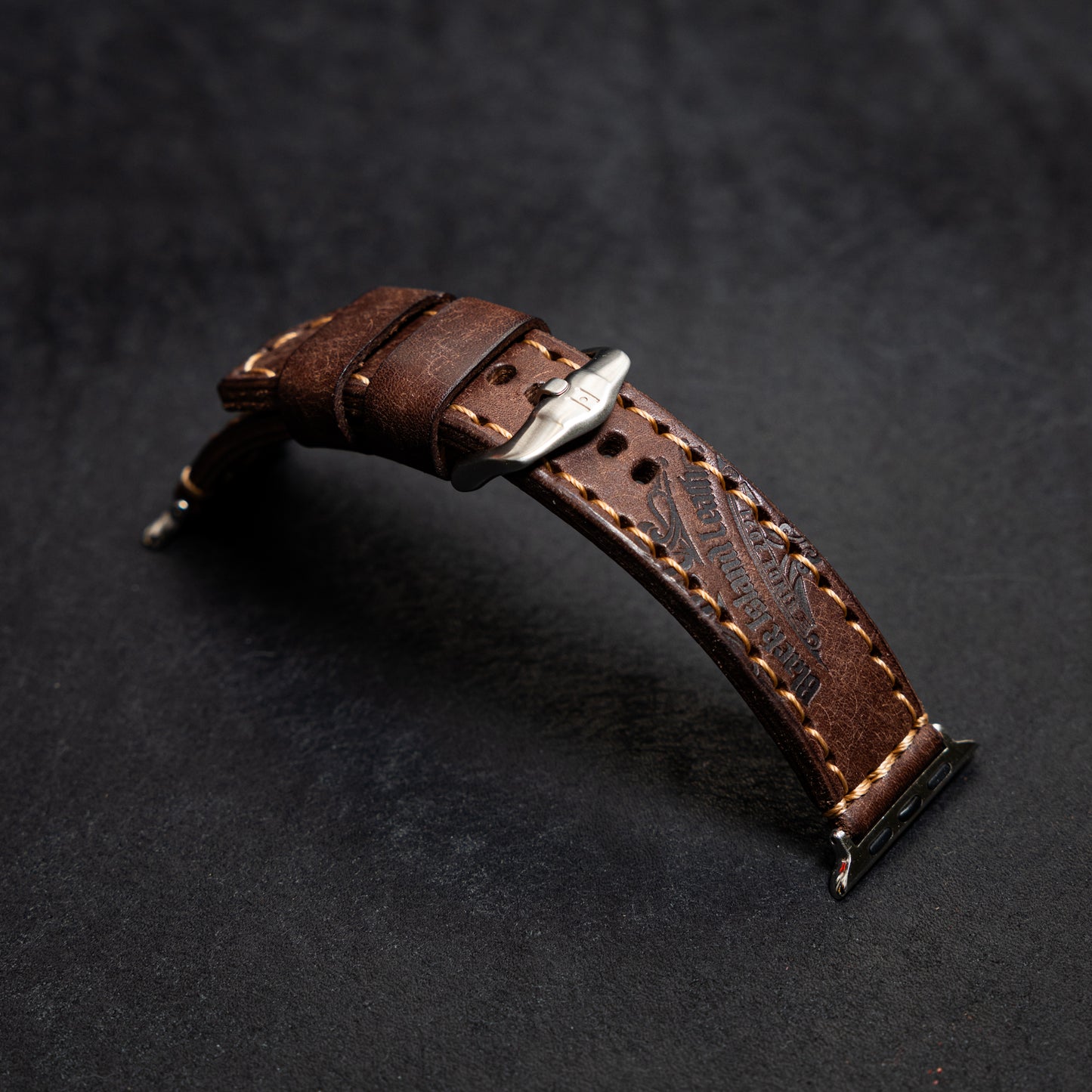 Apple Watch Kelloranneke Tumman Ruskea Ompeleilla